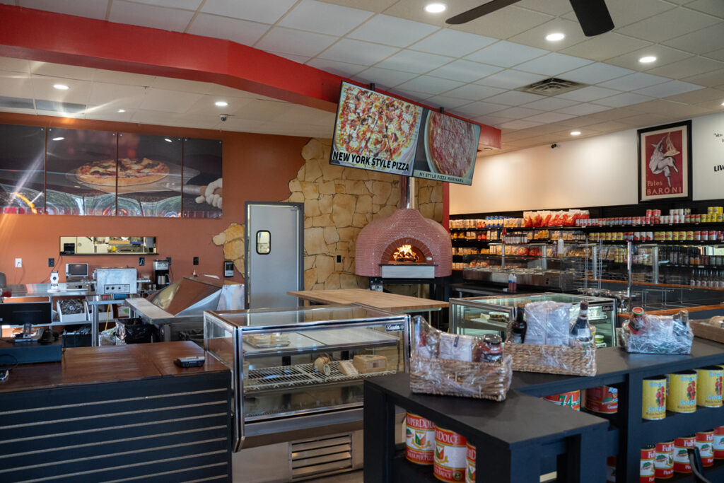Sapori Pizzeria & Italian Market